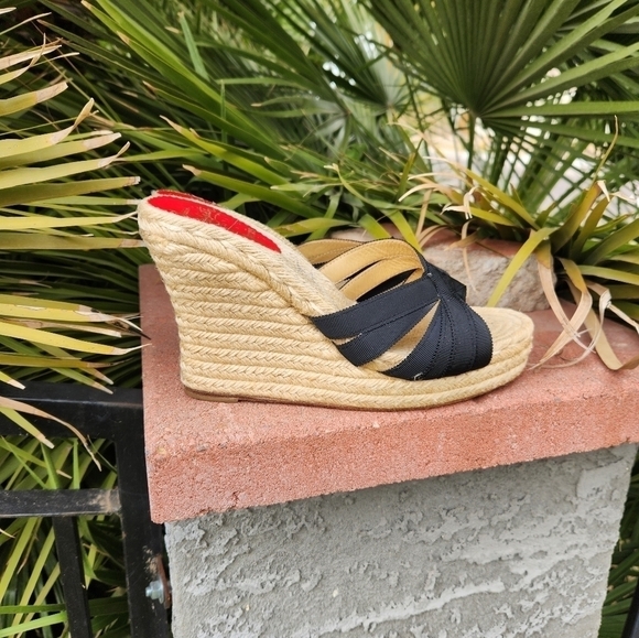 CHRISTIAN LOUBOUTIN wedge espadrilles with bow accent - Picture 8 of 11
